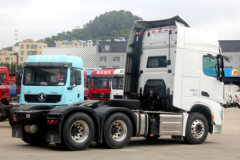 陕汽重卡 德龙X6000 560马力 6X4 AMT自动挡牵引车(国六)(SX4259GD4Q2)