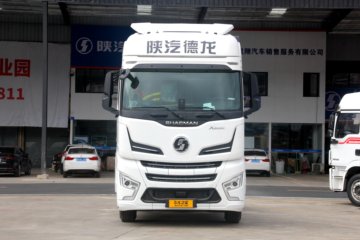 陕汽重卡 德龙X6000 560马力 6X4 AMT自动挡牵引车(国六)(SX4259GD4Q2)