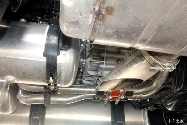 节油、安全又舒适。上涨的油价，让德龙X6000帮你赚回来