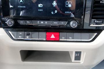 �����ؿ� ����L5000 �콢�� 260���� 4X2 9.8����ʽ�ػ���(����)(SX5189XXYLA721F2)ͼƬ