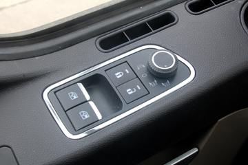 �����ؿ� ����L5000 �콢�� 260���� 4X2 9.8����ʽ�ػ���(����)(SX5189XXYLA721F2)ͼƬ