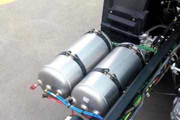 �����ؿ� ����L5000 �콢�� 260���� 4X2 9.8����ʽ�ػ���(����)(SX5189XXYLA721F2)ͼƬ