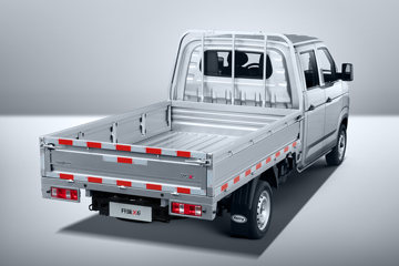 ���� X6 ������ 1.6L 122���� ���� 2.7��˫������΢��(����)ͼƬ