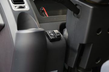 ���� ����K5 130���� 4.15�׵�����ʽ�Ῠ(����)ͼƬ