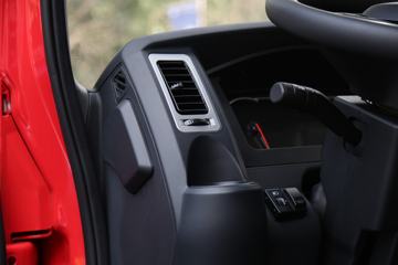 ���� ����K5 130���� 4.15�׵�����ʽ�Ῠ(����)ͼƬ