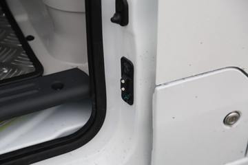 Զ�� ����V6E 3T 2.8�״��綯��ջ���38.64kWhͼƬ