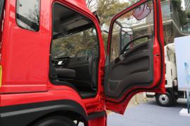 威铃K8&nbsp;载货车驾驶室                                               图片