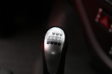 �й������ɶ����ó� ����V7-X 460���� 6X4 ǣ����(����)ͼƬ