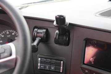 �й������ɶ����ó� ����V7-X 460���� 6X4 ǣ����(����)ͼƬ