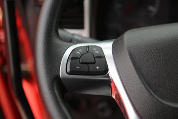 �й������ɶ����ó� ����V7-X 460���� 6X4 ǣ����(����)ͼƬ