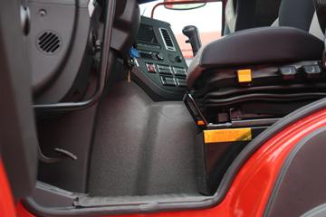 �й������ɶ����ó� ����V7-X 460���� 6X4 ǣ����(����)ͼƬ