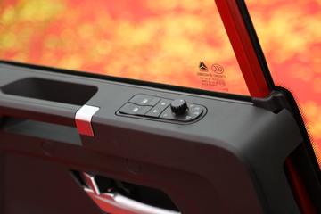 �й������ɶ����ó� ����V7-X 460���� 6X4 ǣ����(����)ͼƬ