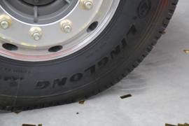 豪沃V7-X&nbsp;牵引车底盘                                                图片