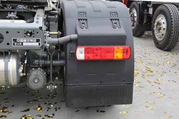 �й������ɶ����ó� ����V7-X 460���� 6X4 ǣ����(����)ͼƬ