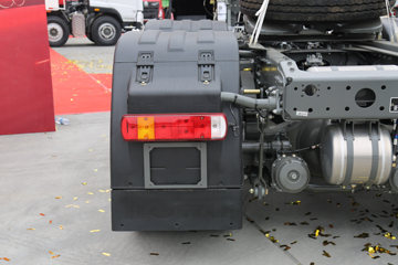 �й������ɶ����ó� ����V7-X 460���� 6X4 ǣ����(����)ͼƬ