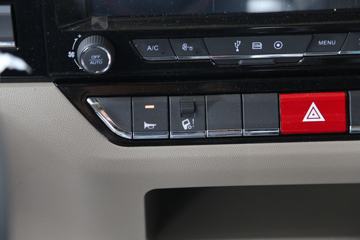 �����ؿ� ����L5000 ��ͨ�� 220���� 4X2 6.8�ײ�դʽ�ػ���(�߶�)ͼƬ