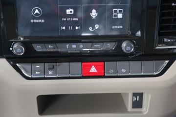 �����ؿ� ����L5000 ��ͨ�� 220���� 4X2 6.8�ײ�դʽ�ػ���(�߶�)ͼƬ