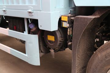 �����ؿ� ����L5000 ��ͨ�� 220���� 4X2 6.8�ײ�դʽ�ػ���(�߶�)ͼƬ