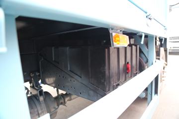 �����ؿ� ����L5000 ��ͨ�� 220���� 4X2 6.8�ײ�դʽ�ػ���(�߶�)ͼƬ