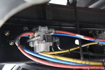 �����ؿ� ����L5000 ��ͨ�� 220���� 4X2 6.8�ײ�դʽ�ػ���(�߶�)ͼƬ