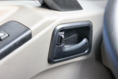 江铃 凯威宽体 143马力 4.2米单排厢式轻卡(国六)(气刹)(JX5045XXYTGE26)