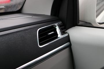 �� �º�ʨX30L 82���� 1.5L��ջ���(CNG)(����)ͼƬ