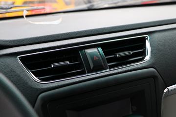 �� �º�ʨX30L 82���� 1.5L��ջ���(CNG)(����)ͼƬ