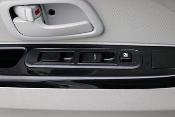 �� �º�ʨX30L 82���� 1.5L��ջ���(CNG)(����)ͼƬ