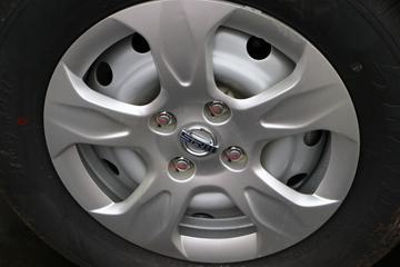 �� �º�ʨX30L 82���� 1.5L��ջ���(CNG)(����)ͼƬ