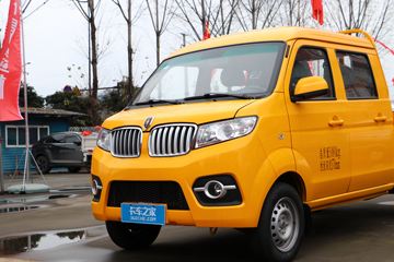 �� T32 ��׼�� 1.5L 102���� ���� 2.51��˫������΢��(����)(JKC1030SS6FL1)ͼƬ