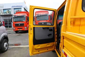 �� T32 ��׼�� 1.5L 102���� ���� 2.51��˫������΢��(����)(JKC1030SS6FL1)ͼƬ