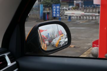 �� T32 ��׼�� 1.5L 102���� ���� 2.51��˫������΢��(����)(JKC1030SS6FL1)ͼƬ