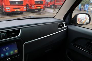 �� T32 ��׼�� 1.5L 102���� ���� 2.51��˫������΢��(����)(JKC1030SS6FL1)ͼƬ