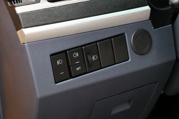 �� T32 ��׼�� 1.5L 102���� ���� 2.51��˫������΢��(����)(JKC1030SS6FL1)ͼƬ