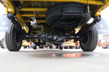 �� T32 ��׼�� 1.5L 102���� ���� 2.51��˫������΢��(����)(JKC1030SS6FL1)ͼƬ