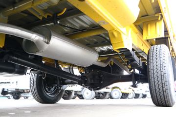 �� T32 ��׼�� 1.5L 102���� ���� 2.51��˫������΢��(����)(JKC1030SS6FL1)ͼƬ