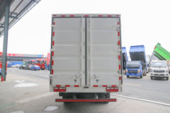 南骏汽车 瑞捷D30G 140马力 4.1米单排厢式轻卡(NJA5041XXYPDF33A)