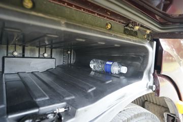 һ����� J6V�ؿ� 560���� 6X4 AMT�Զ���ǣ����(����)(CA4250P66K25T1E6)ͼƬ