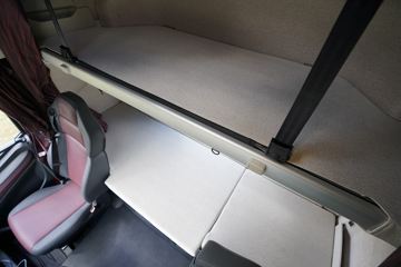 һ����� J6V�ؿ� 560���� 6X4 AMT�Զ���ǣ����(����)(CA4250P66K25T1E6)ͼƬ