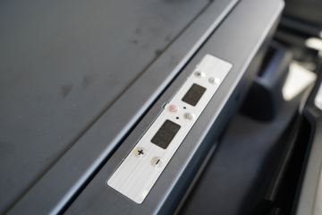 һ����� J6V�ؿ� 560���� 6X4 AMT�Զ���ǣ����(����)(CA4250P66K25T1E6)ͼƬ