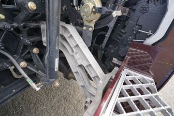 һ����� J6V�ؿ� 560���� 6X4 AMT�Զ���ǣ����(����)(CA4250P66K25T1E6)ͼƬ