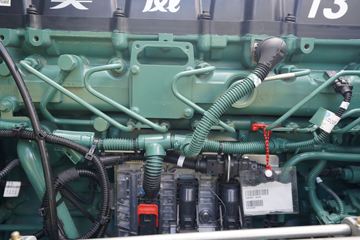 һ����� J6V�ؿ� 560���� 6X4 AMT�Զ���ǣ����(����)(CA4250P66K25T1E6)ͼƬ