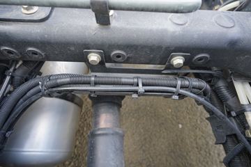 һ����� J6V�ؿ� 560���� 6X4 AMT�Զ���ǣ����(����)(CA4250P66K25T1E6)ͼƬ