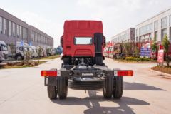 东风柳汽 乘龙H5中卡 轻行版 240马力 4X2 6.8米厢式载货车(国六)(LZ5181XXYH5AC1)