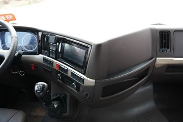 �������� ����H5�п� ���а� 240���� 4X2 6.8����ʽ�ػ���(����)ͼƬ