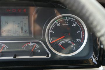 �������� ����H5�п� ���а� 240���� 4X2 6.8����ʽ�ػ���(����)ͼƬ