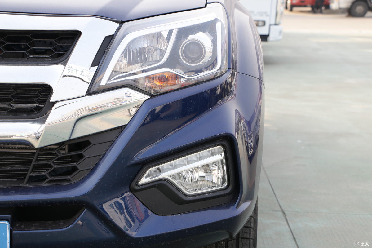 ������ʮ�� ���� 2022�� ���������� 2.4T���� 211���� ���� ����˫��Ƥ��(����)���                                                