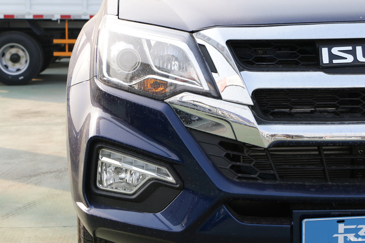 ������ʮ�� ���� 2022�� ���������� 2.4T���� 211���� ���� ����˫��Ƥ��(����)���                                                