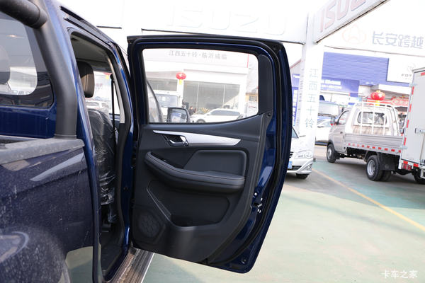 五十铃瑞迈皮卡泉州市火热促销中 让利高达0.2万