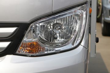 �������� С���Q�� 122���� 4X2 2.7����ж��(����)ͼƬ